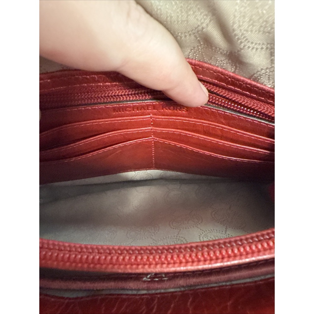 Michael Kors Hippie Grommet Sloan Large Quilted Shoulder Flap Handbag Red Silver - Picture 8 of 11